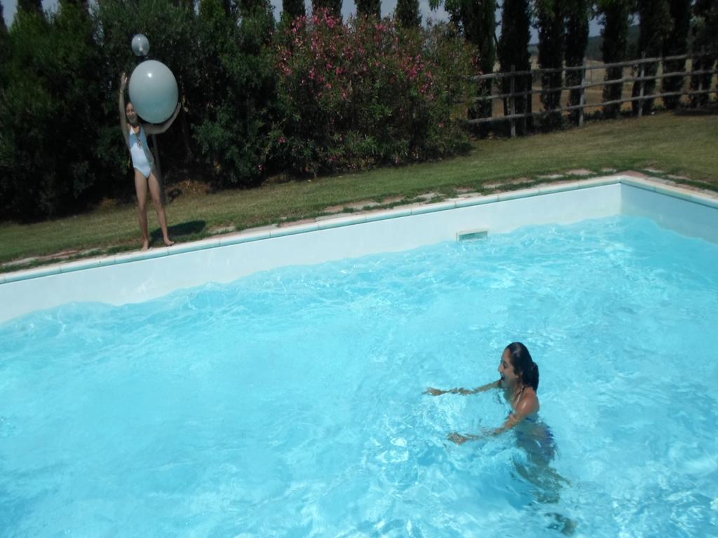 Agriturismo Toscanella Montebello ภายนอก รูปภาพ